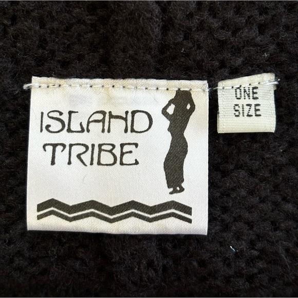 Island Tribe Sleeveless Wrap - Picture 12 of 14